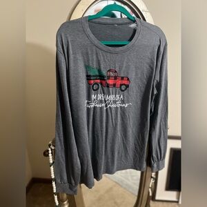 Women's Festive Farmhouse Long Sleeve Tee - Gray